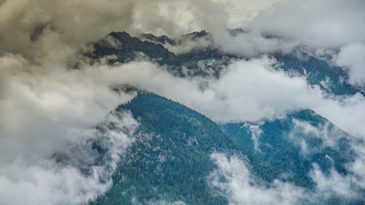 The Monk Hotel By Livingstone Kalpa Bagian luar foto